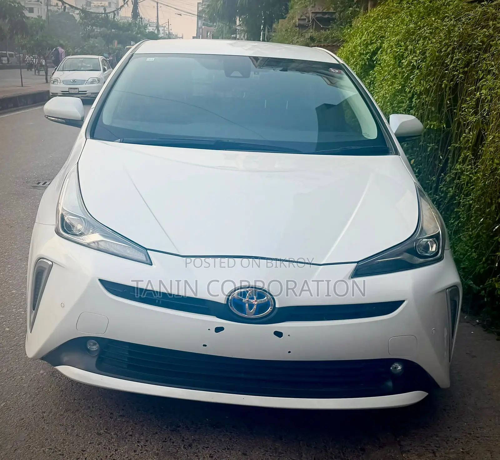 Toyota Prius S Dhaka Ready 2020
