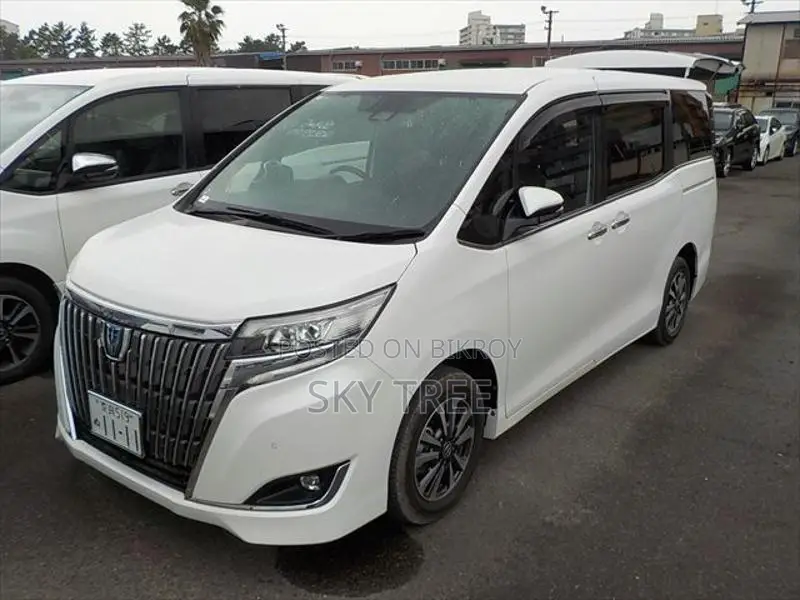 Toyota Esquire GI PKG... 2021