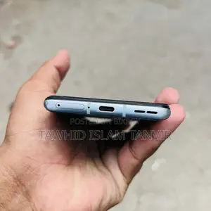 OnePlus 9R . (Used)