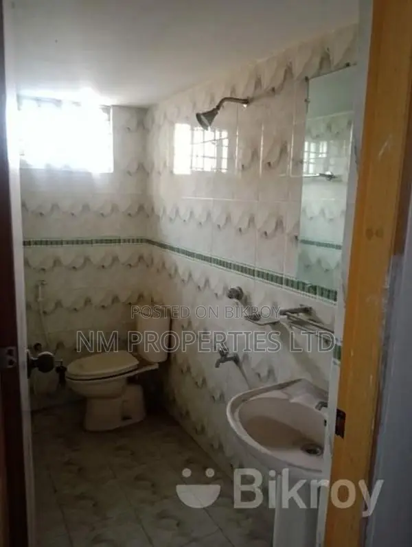 Buy a 1350 sq ft flat with installment facilities at Monipur, 60 Feet, Mirpur 2