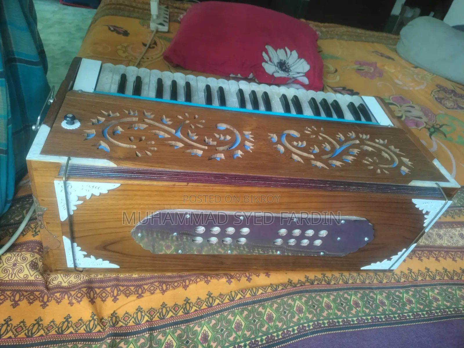 Urgent Sale: Harmonium (Used for only 2 months)