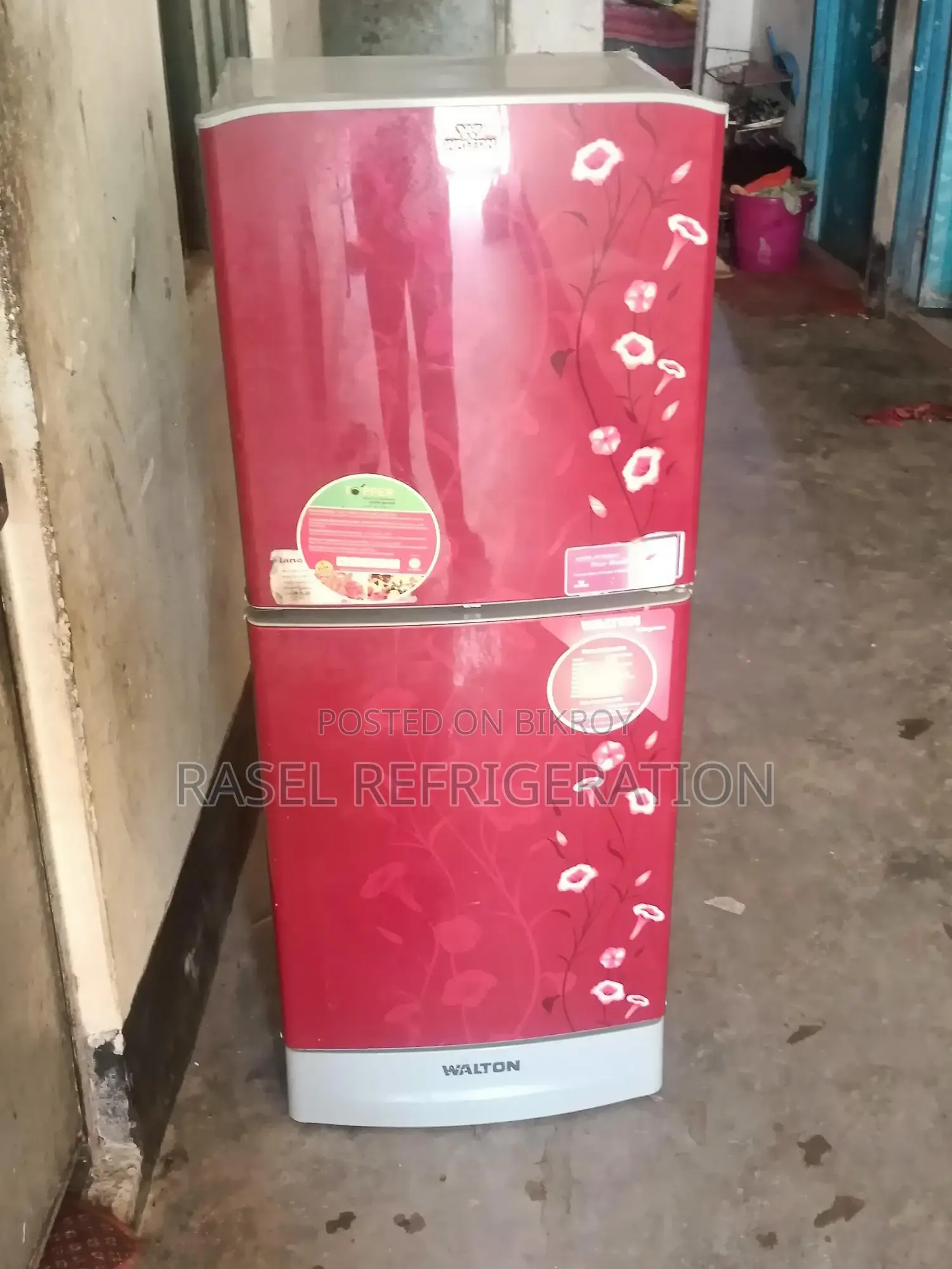 সব ওরজিনাল 10 CFT রানিং ফিরিজ বিক্রি করা হবে। 15 দিন রিপ্লেজ ওয়ারেন্টি।