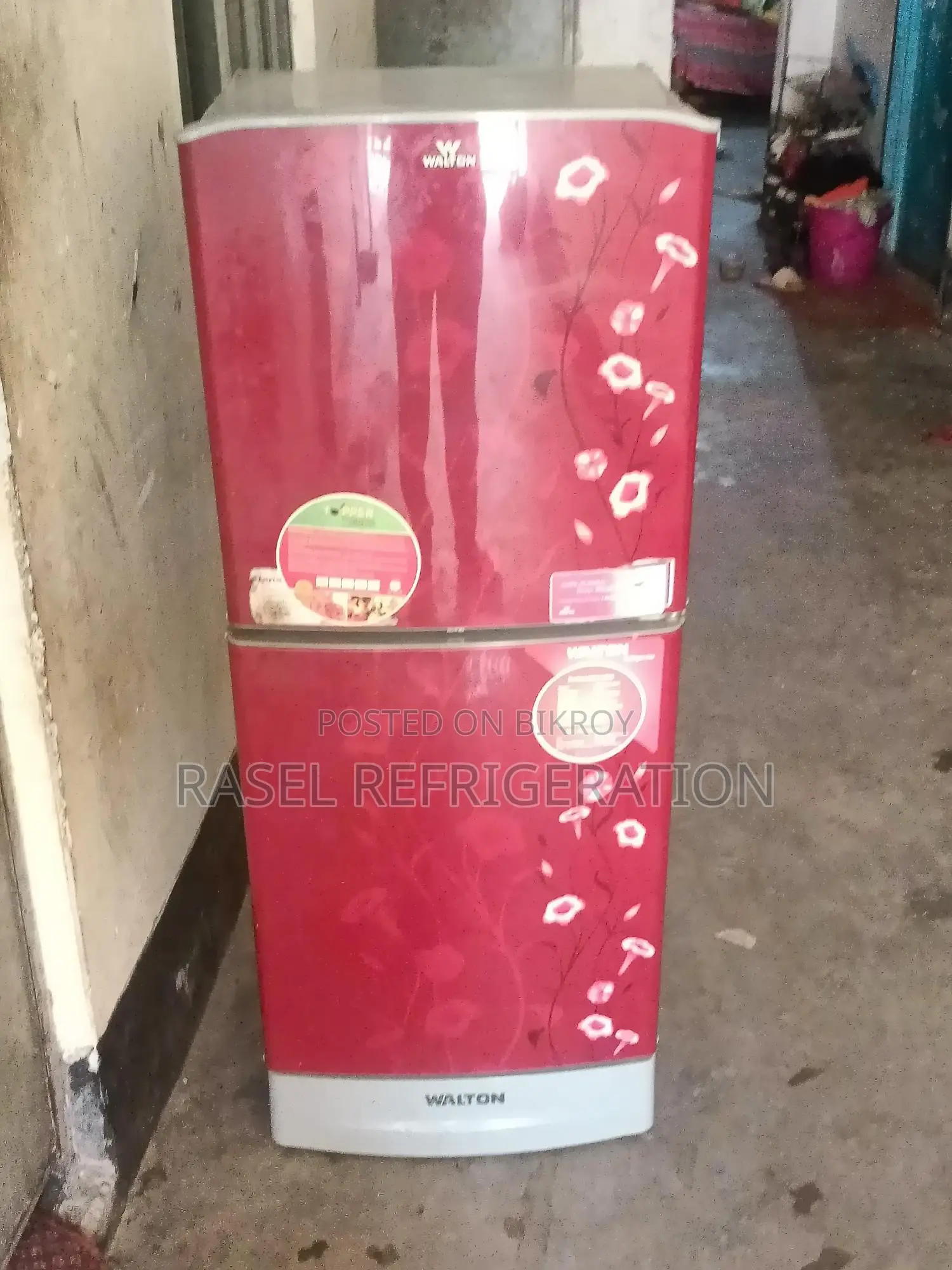 সব ওরজিনাল 10 CFT রানিং ফিরিজ বিক্রি করা হবে। 15 দিন রিপ্লেজ ওয়ারেন্টি।