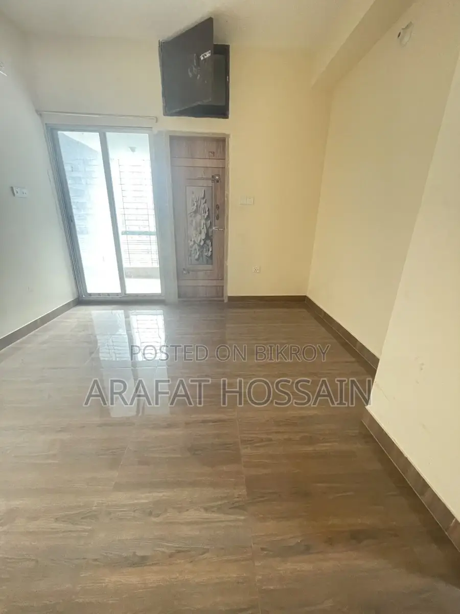 Sublet Available