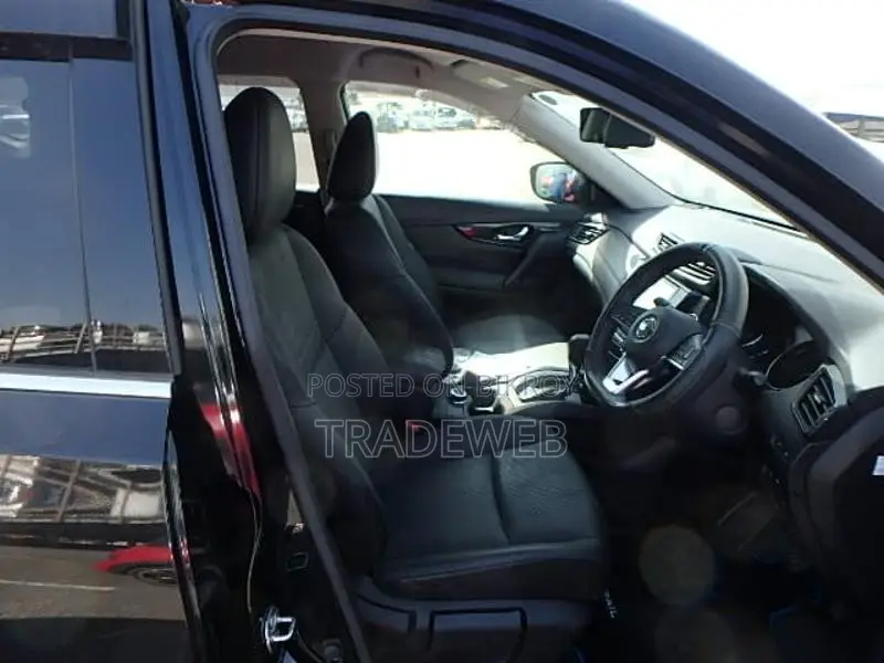 Nissan X-Trail 20 Xi HYBRID 2018
