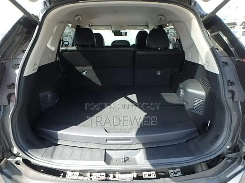 Nissan X-Trail 20 Xi HYBRID 2018
