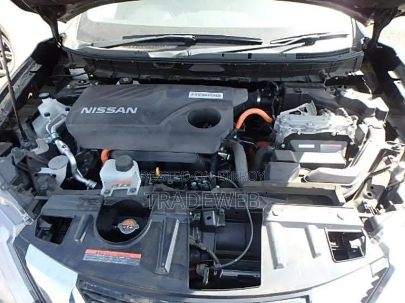 Nissan X-Trail 20 Xi HYBRID 2018
