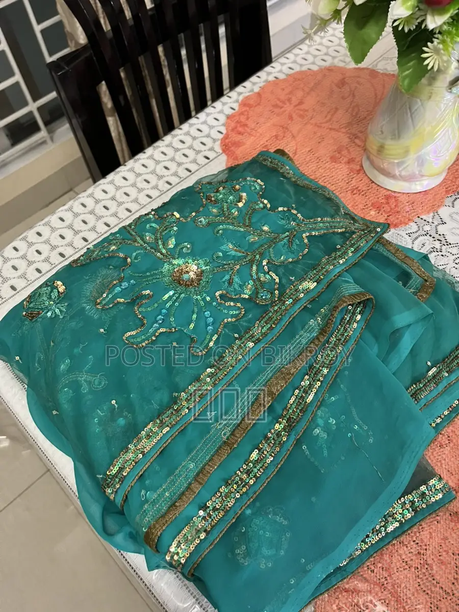 শিফন জর্জেট শাড়ি