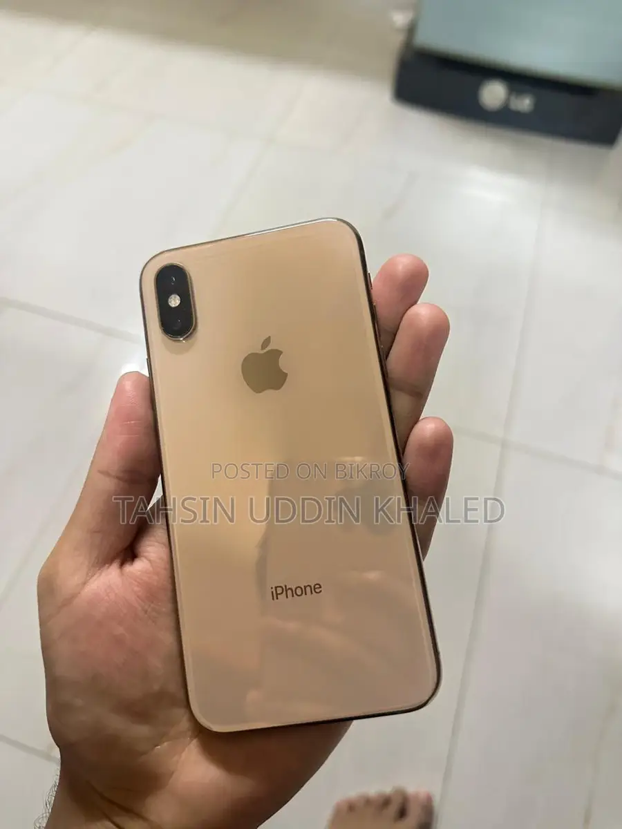 Apple iPhone XS (Used)