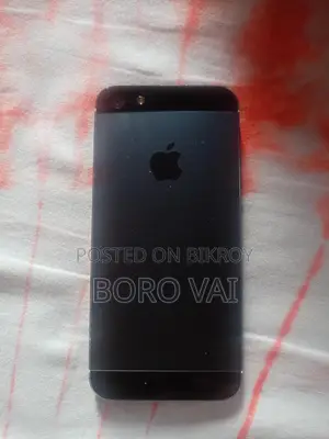 Apple iPhone 5 (Used)