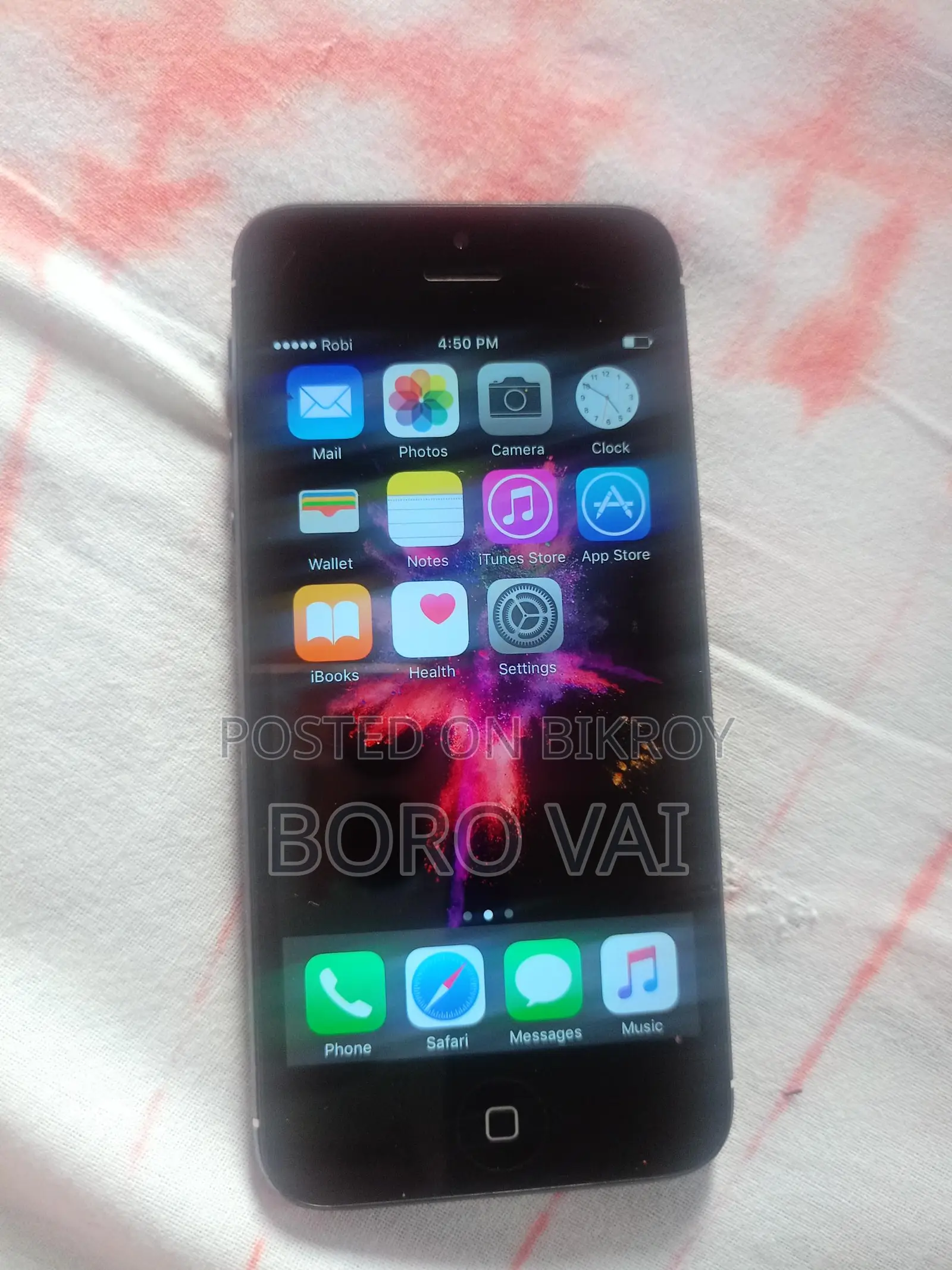 Apple iPhone 5 (Used)