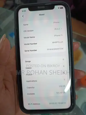 Apple iPhone 11 . (Used)