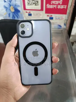 Apple iPhone 11 . (Used)