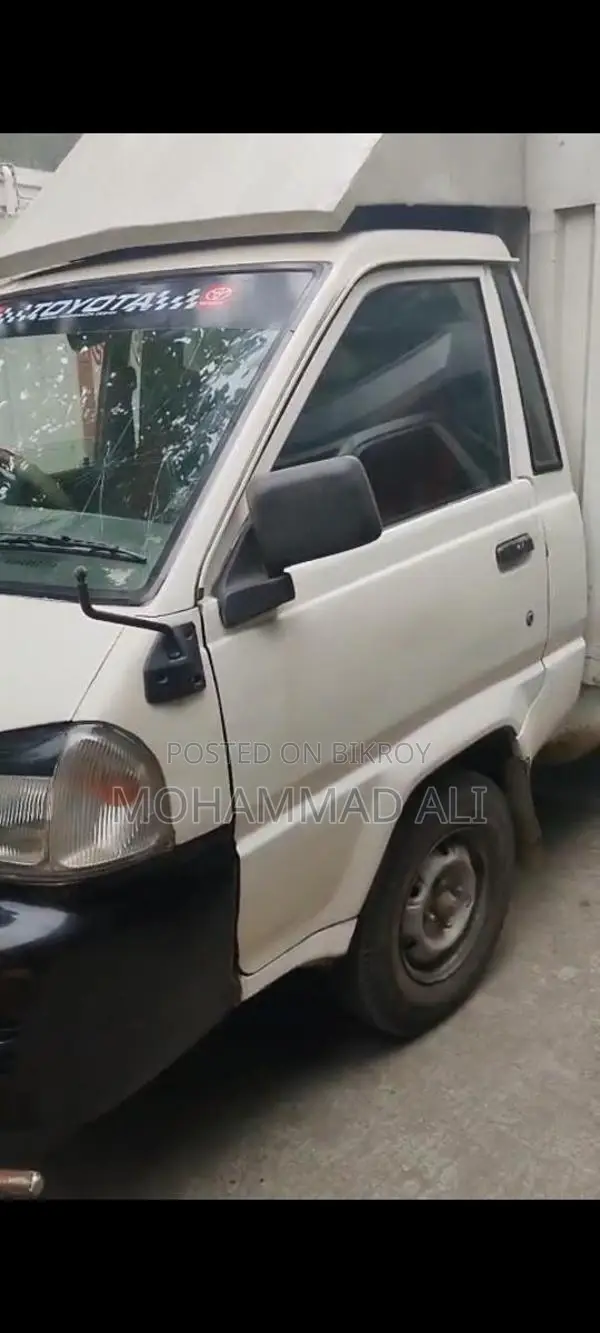 Toyota 2004