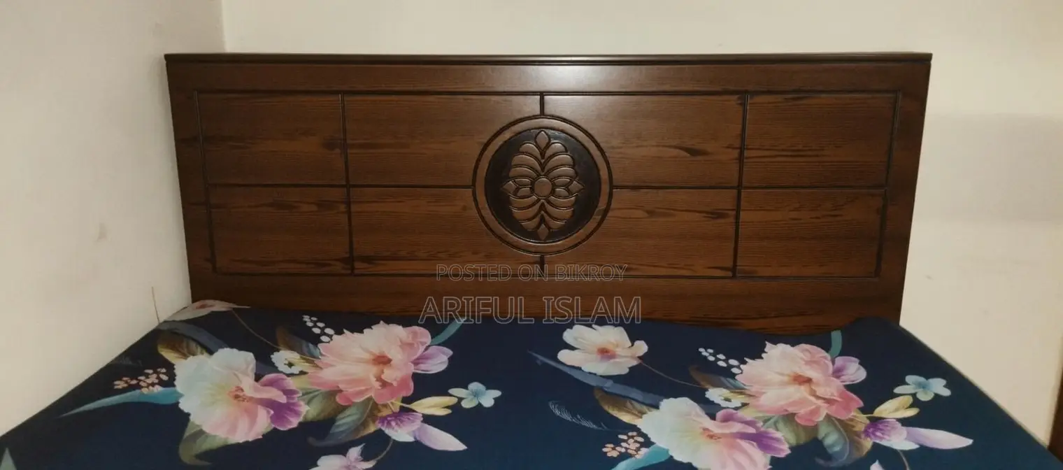 BED 7 feet by 4 1 month use