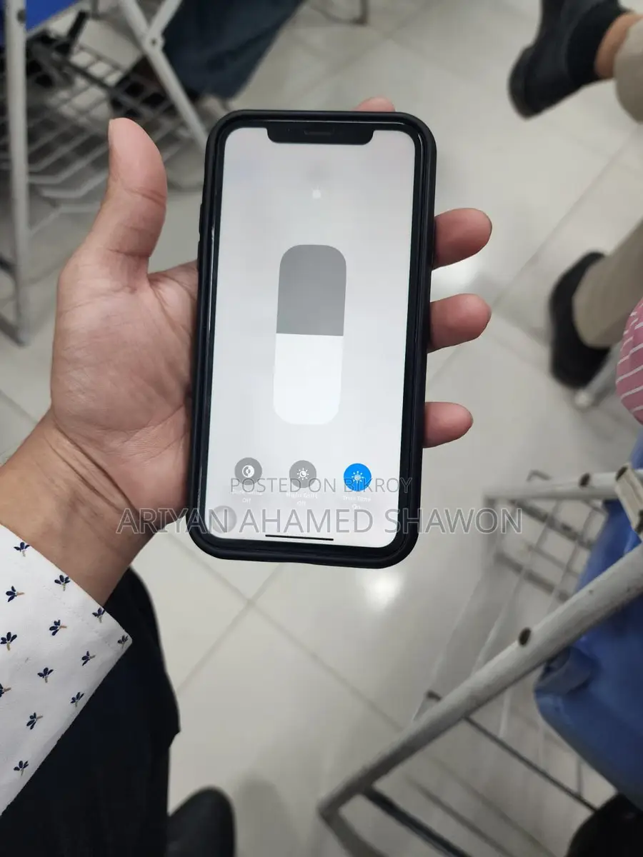 Apple iPhone 11 (Used)