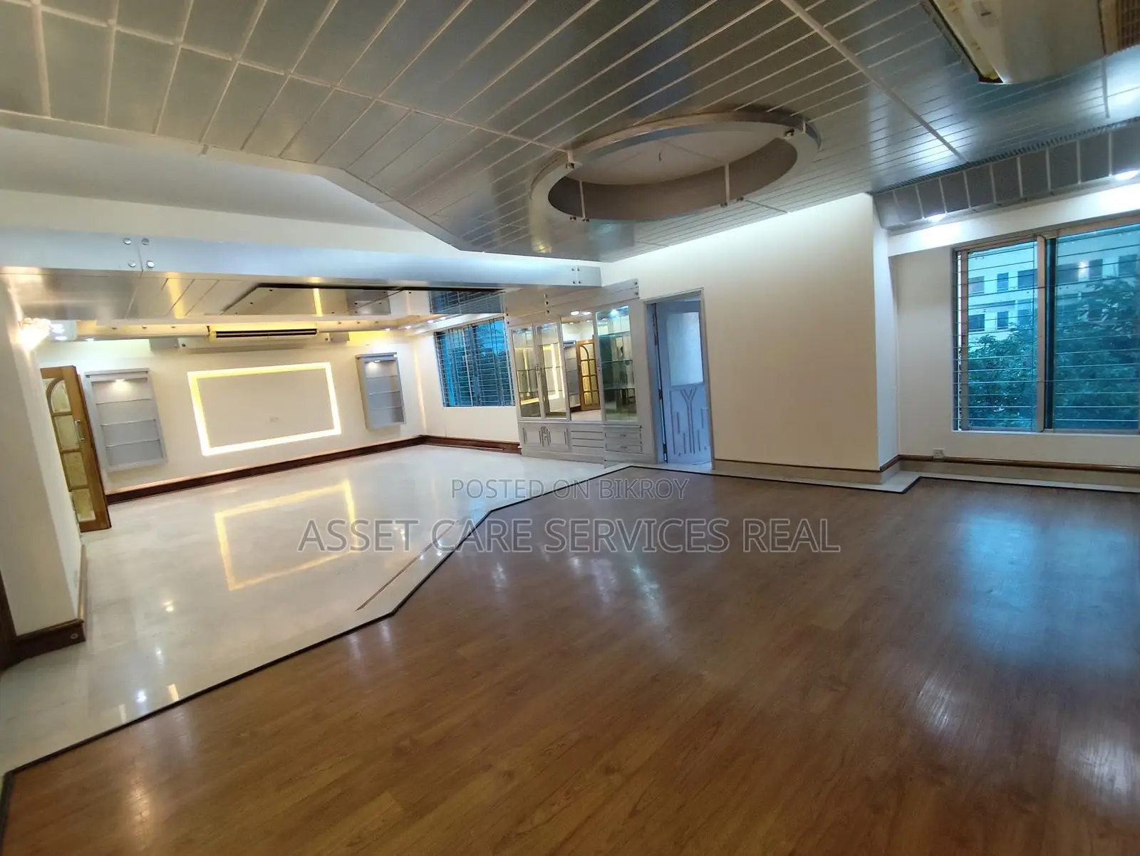5676-Sqft Duplex 5-Bed Luxury Apartment for Rent in Baridhara Diplomatic Zone
