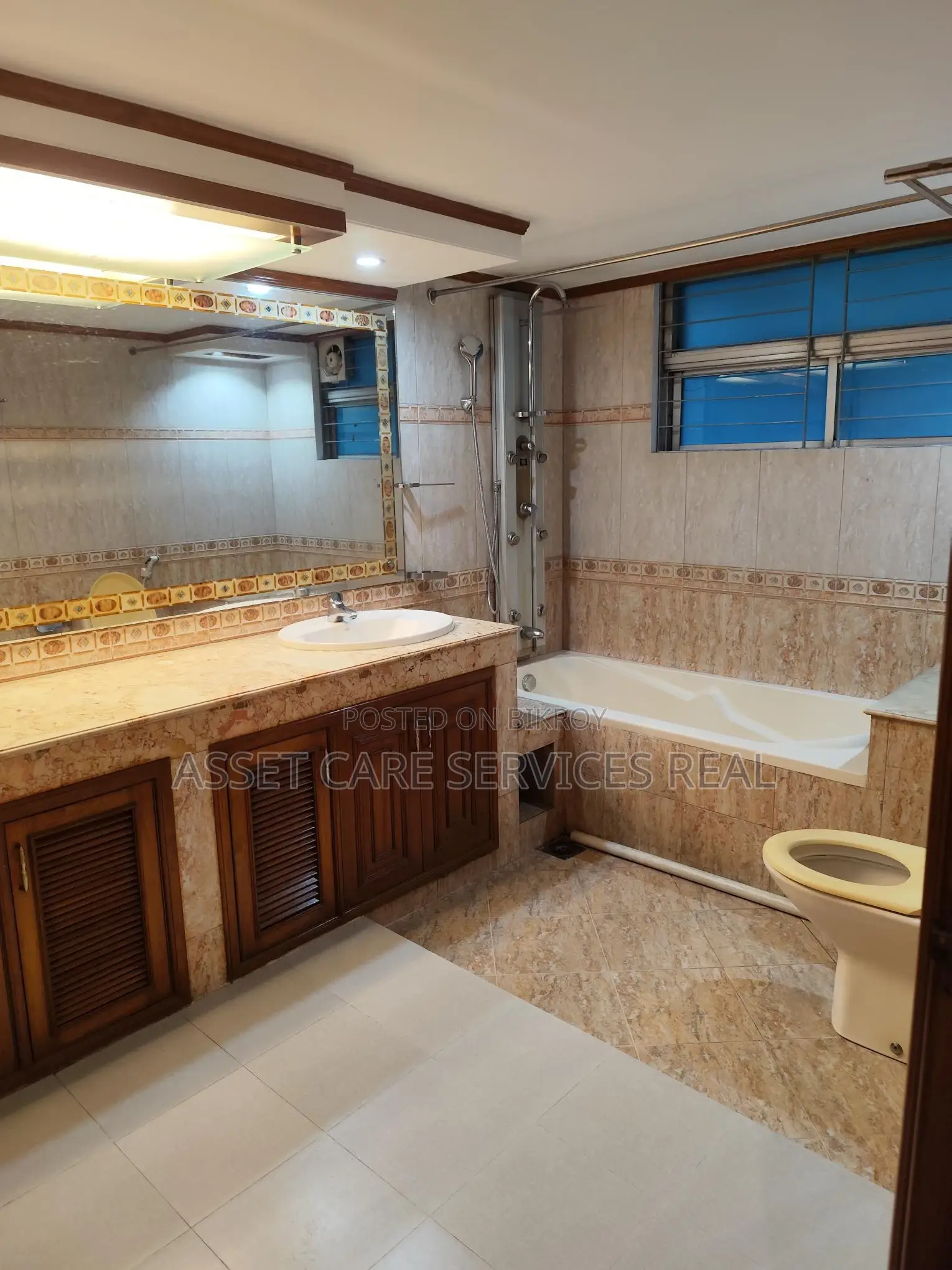 5676-Sqft Duplex 5-Bed Luxury Apartment for Rent in Baridhara Diplomatic Zone