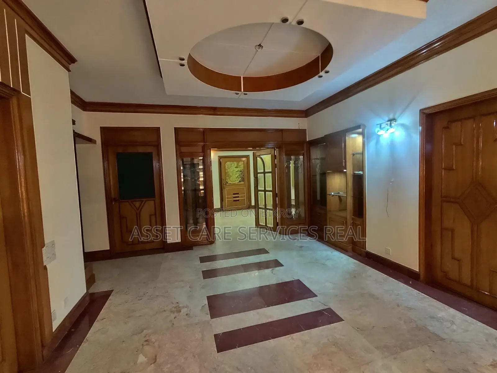 5676-Sqft Duplex 5-Bed Luxury Apartment for Rent in Baridhara Diplomatic Zone