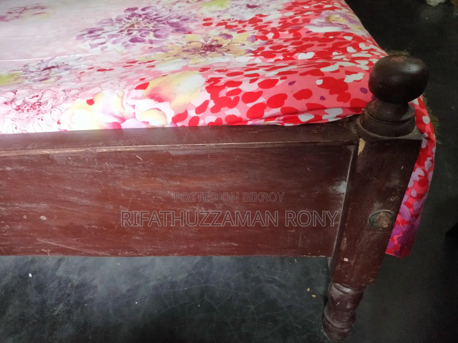 বিছানা বিক্রির জন্য