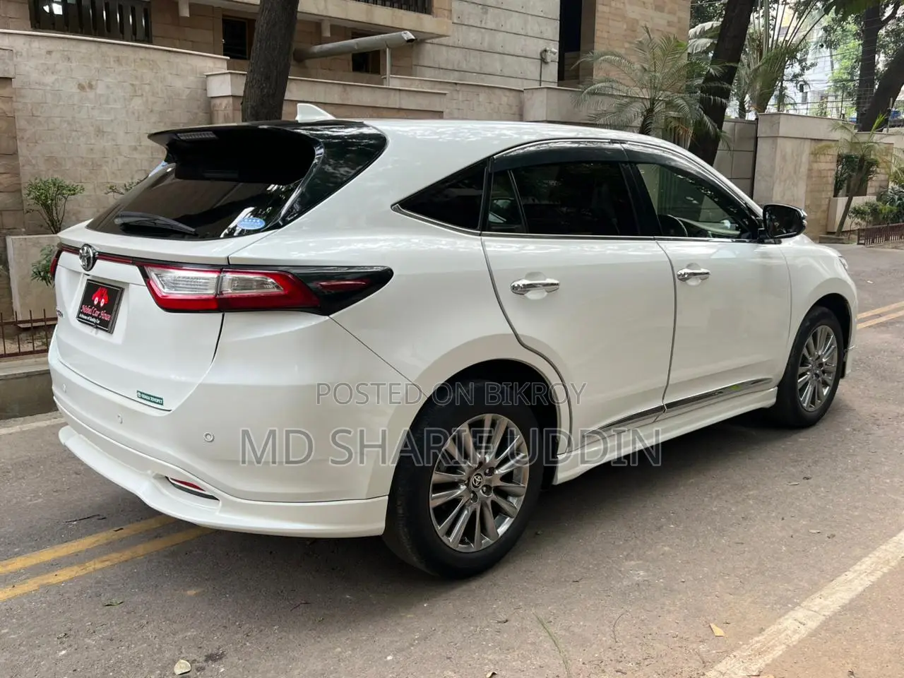 Toyota Harrier Advance Premium 2020