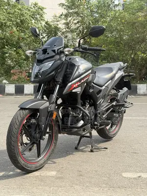 Honda X Blade 2024