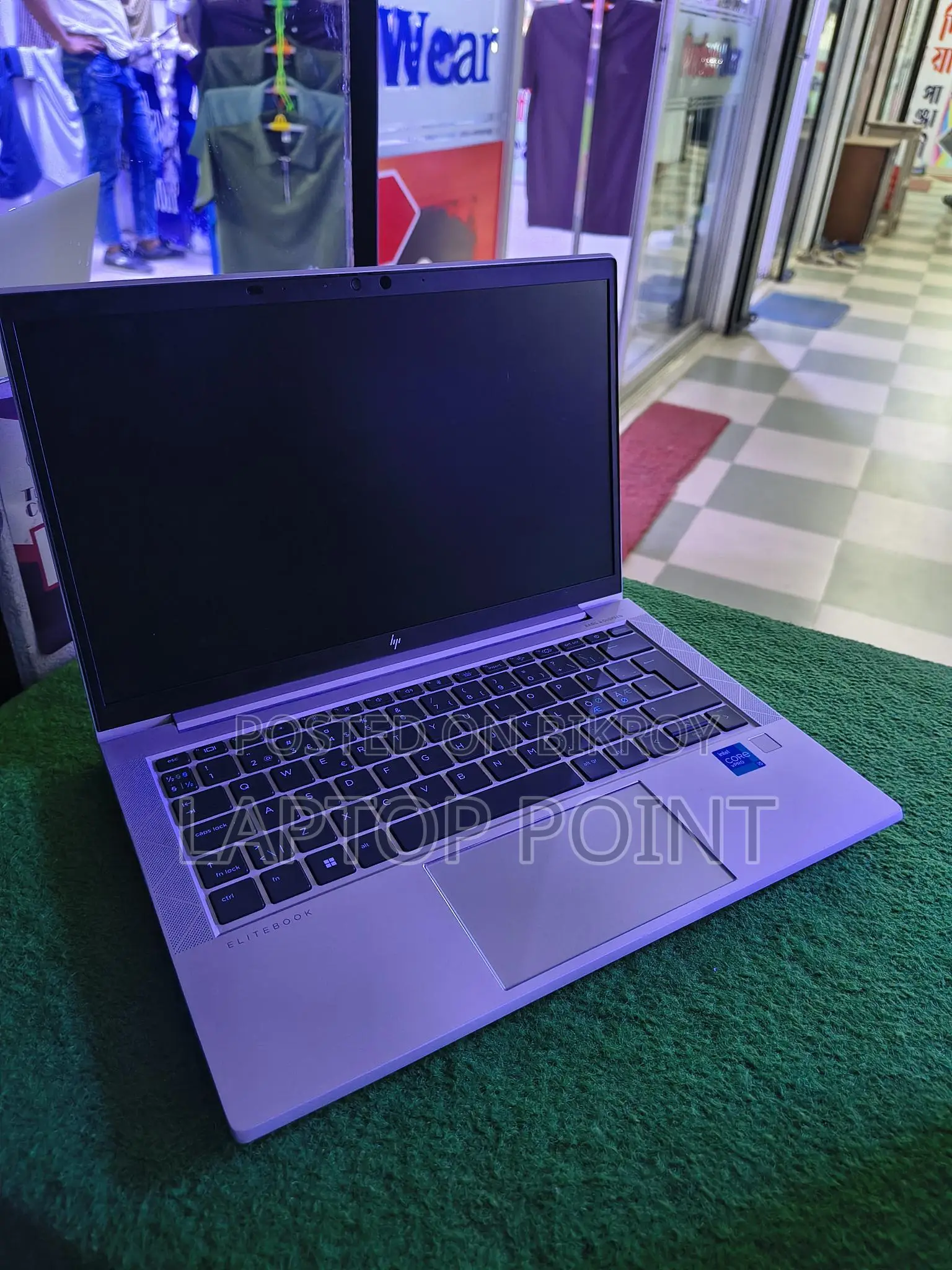 HP 830 G8 i5 11gen; 8gb ram/256gb ssd