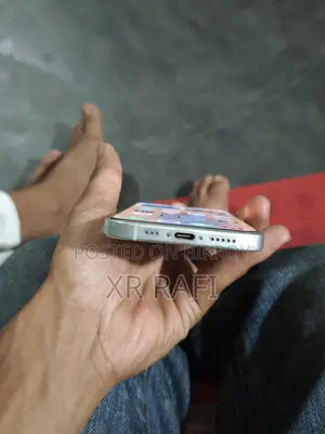 Apple iPhone 15 (Used)