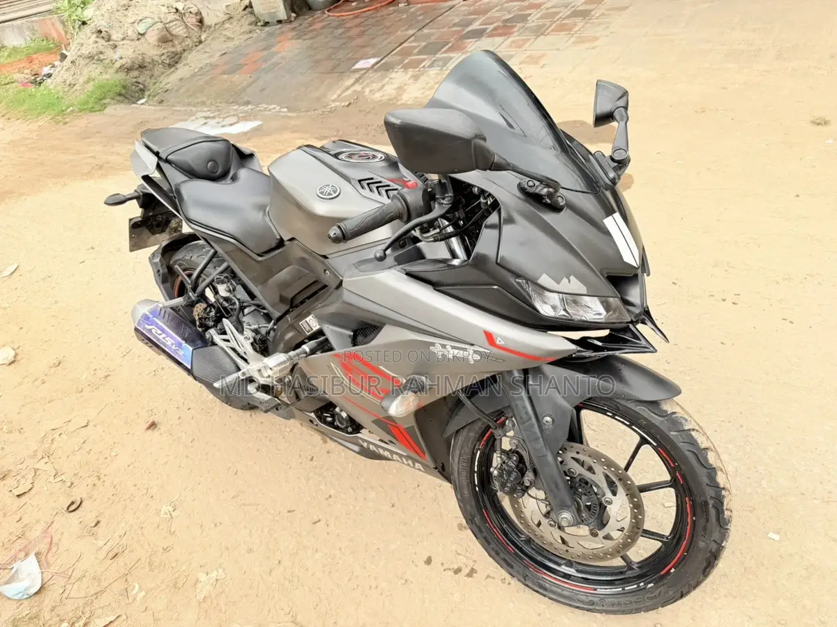 Yamaha R15 V3 BS6 2021