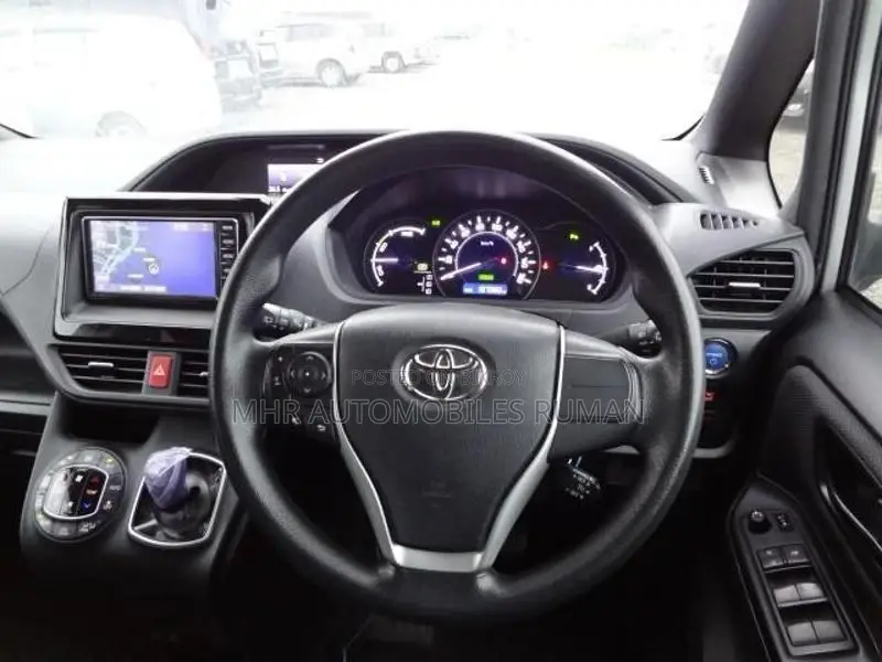 Toyota Noah X PACKAGE 2020