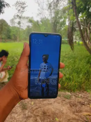 Vivo Y19 . (Used)