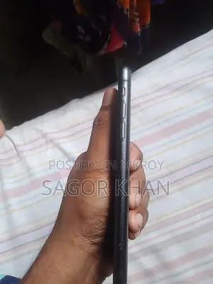Apple iPhone 11 Black (Used)