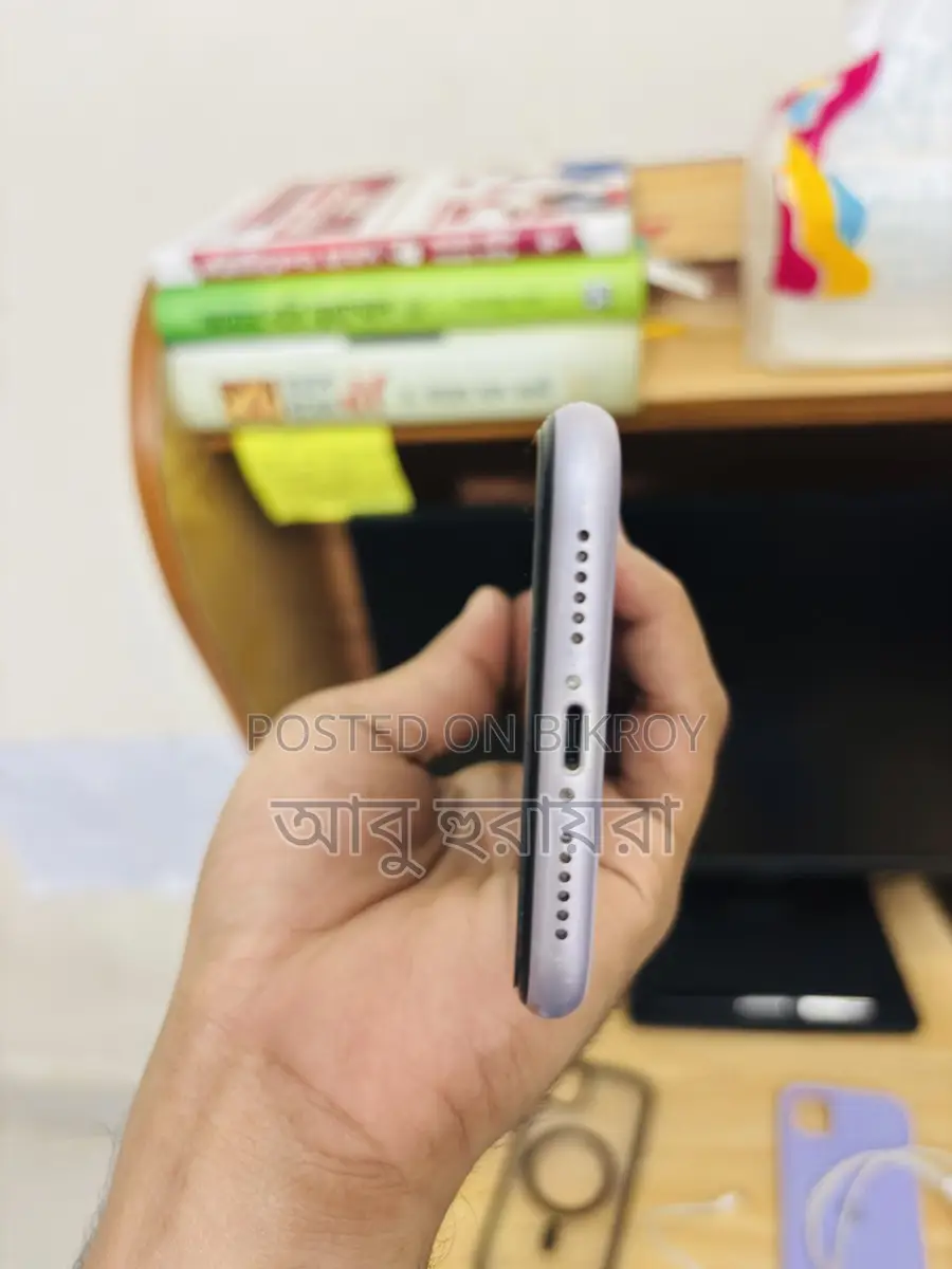 অ্যাপল আইফোন ১১ ১২৮ জিবি (ব্যবহৃত)