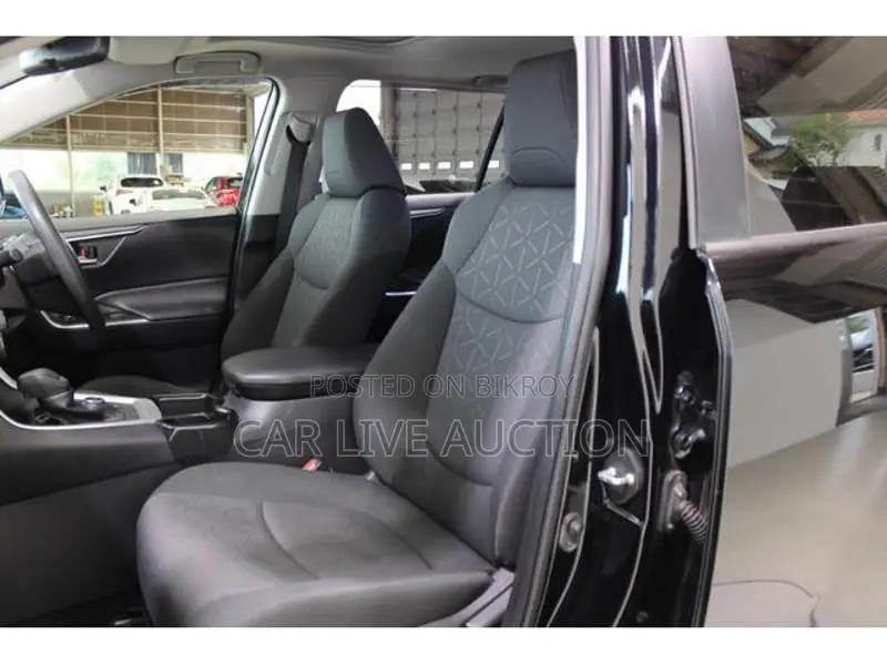 Toyota RAV4 Hybrid X pre order 2021
