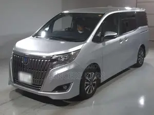 Toyota Esquire GI PKG HYB 2021