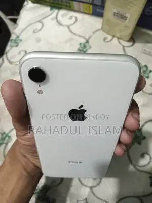 Apple iPhone XR (Used)