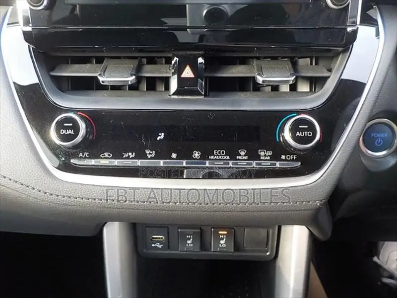 Toyota Corolla Cross Z LEATHER PACKAGE 2023