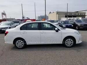 Toyota Axio EX NON HYBRID WHITE 2020