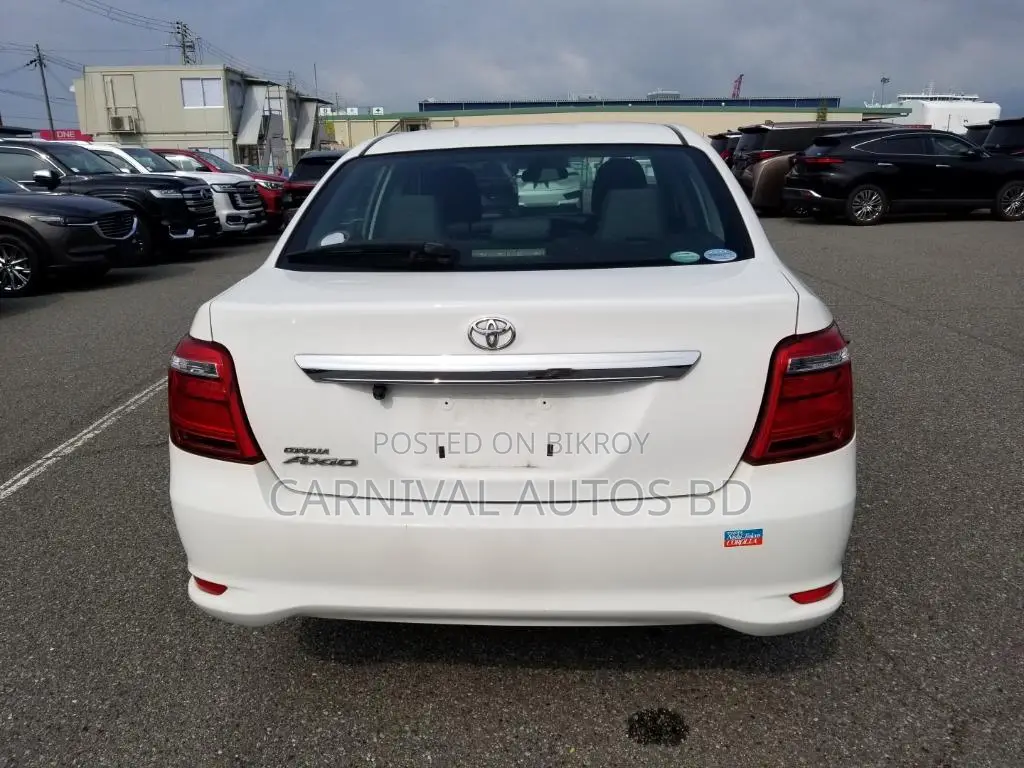 Toyota Axio EX NON HYBRID WHITE 2020