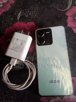 iQOO z95g (Used)