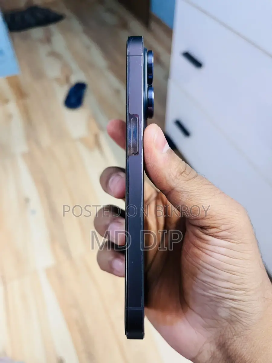 Apple iPhone 14 Pro . (Used)