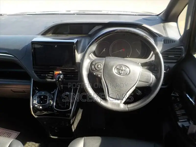 Toyota Esquire GI NON HYB 4POINT 2021
