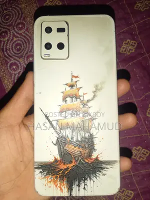 Vivo Y21 phone in good condition (Used)