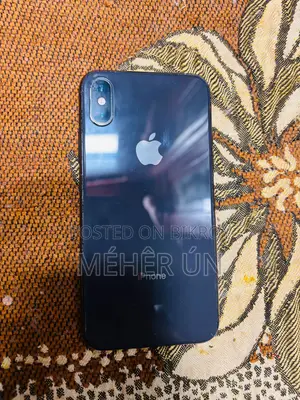 Apple iPhone XS (Used)