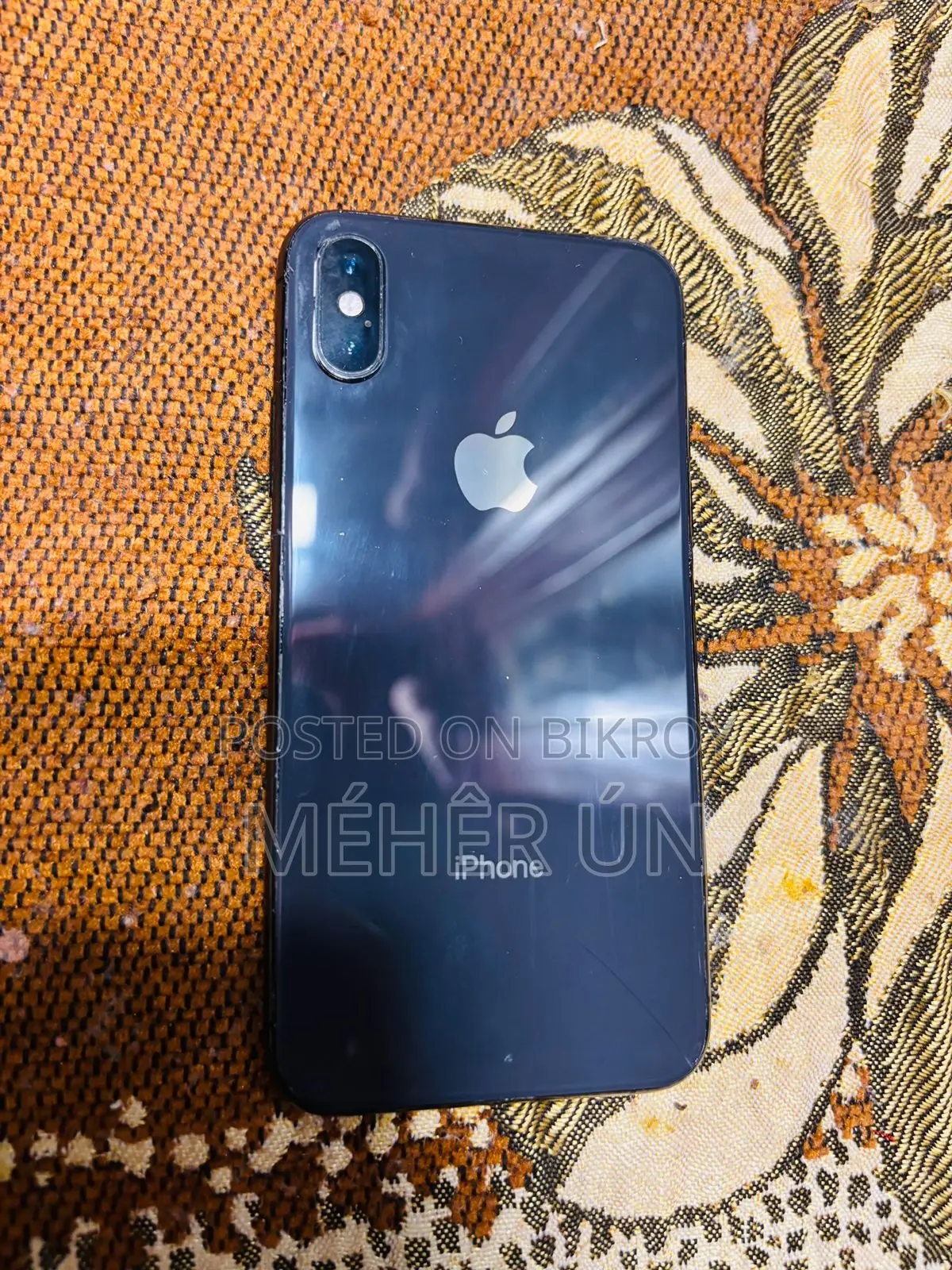 Apple iPhone XS (Used)