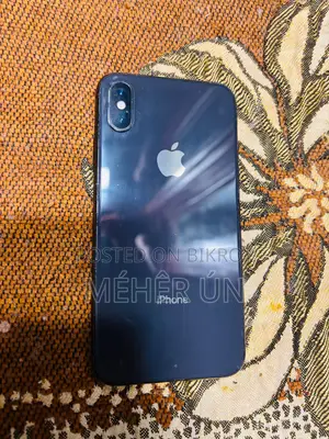 Apple iPhone XS (Used)