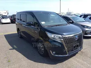 Toyota Esquire Gi Premium HYBRID 20 2020