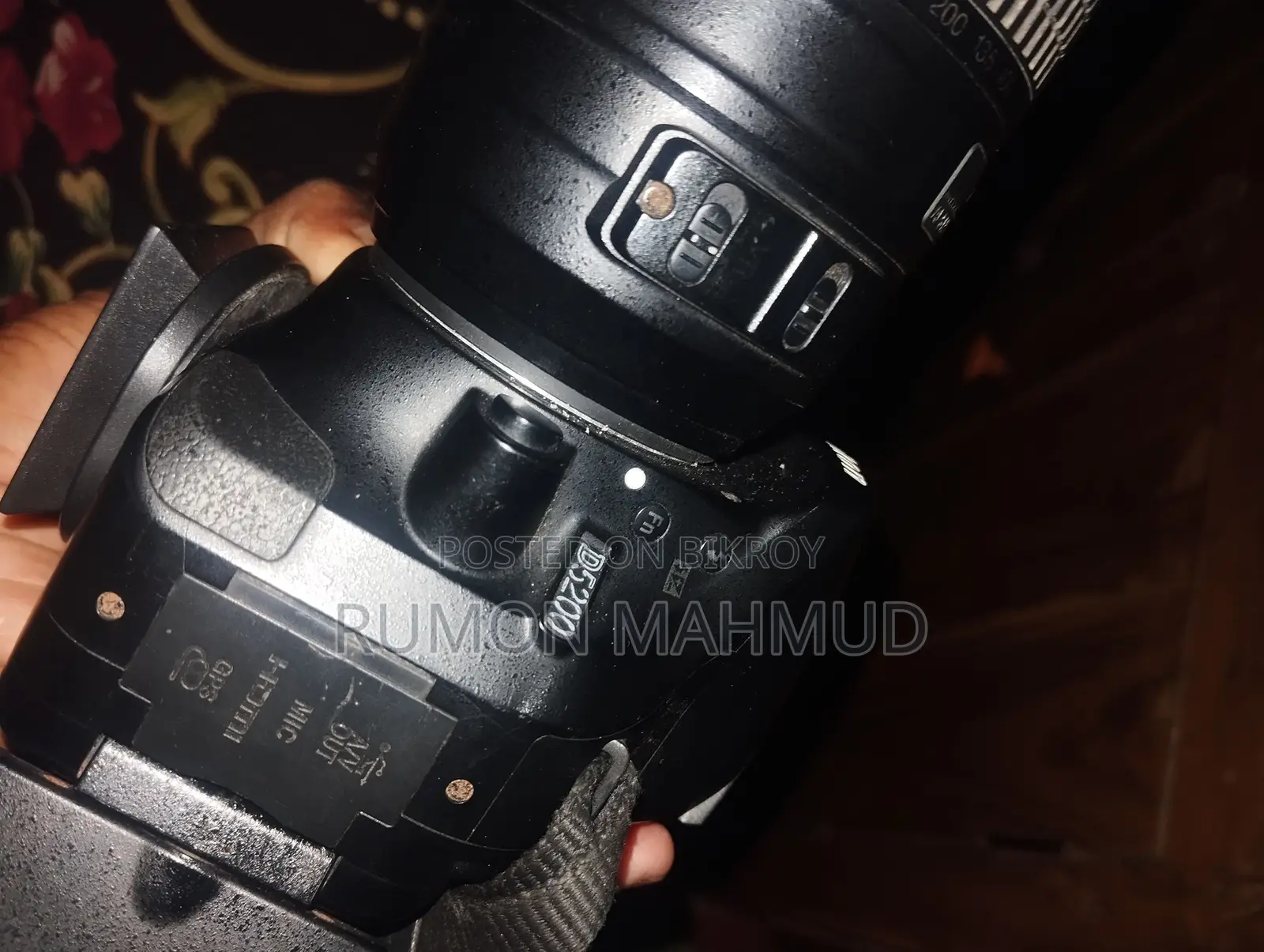 Nikon D5200 Camera for Sale