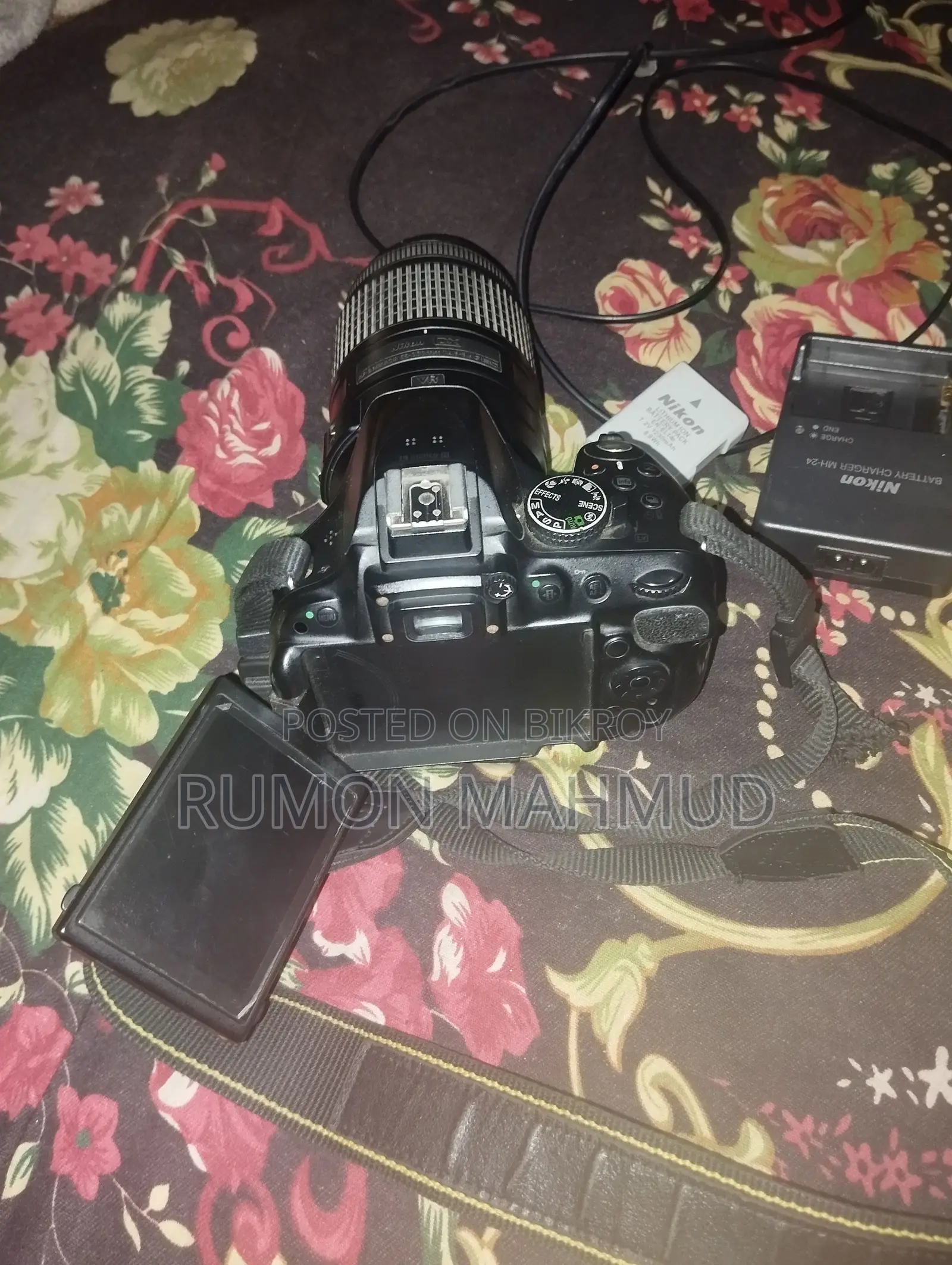 Nikon D5200 Camera for Sale