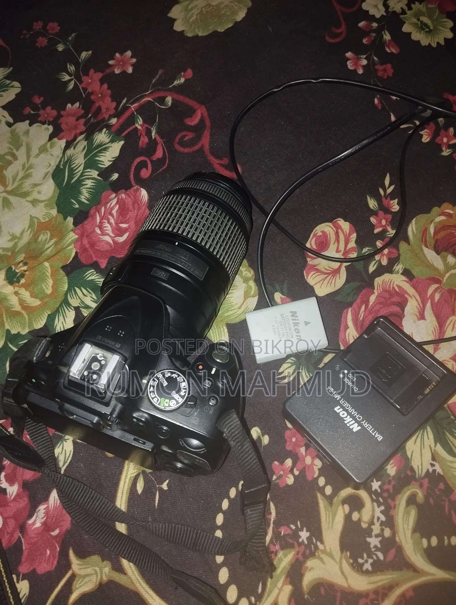 Nikon D5200 Camera for Sale